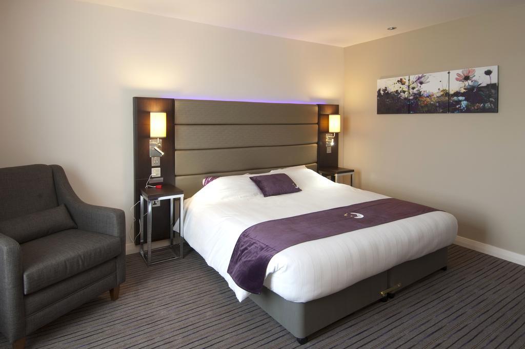 Premier Inn Edinburgh A1 - Newcraighall Ngoại thất bức ảnh