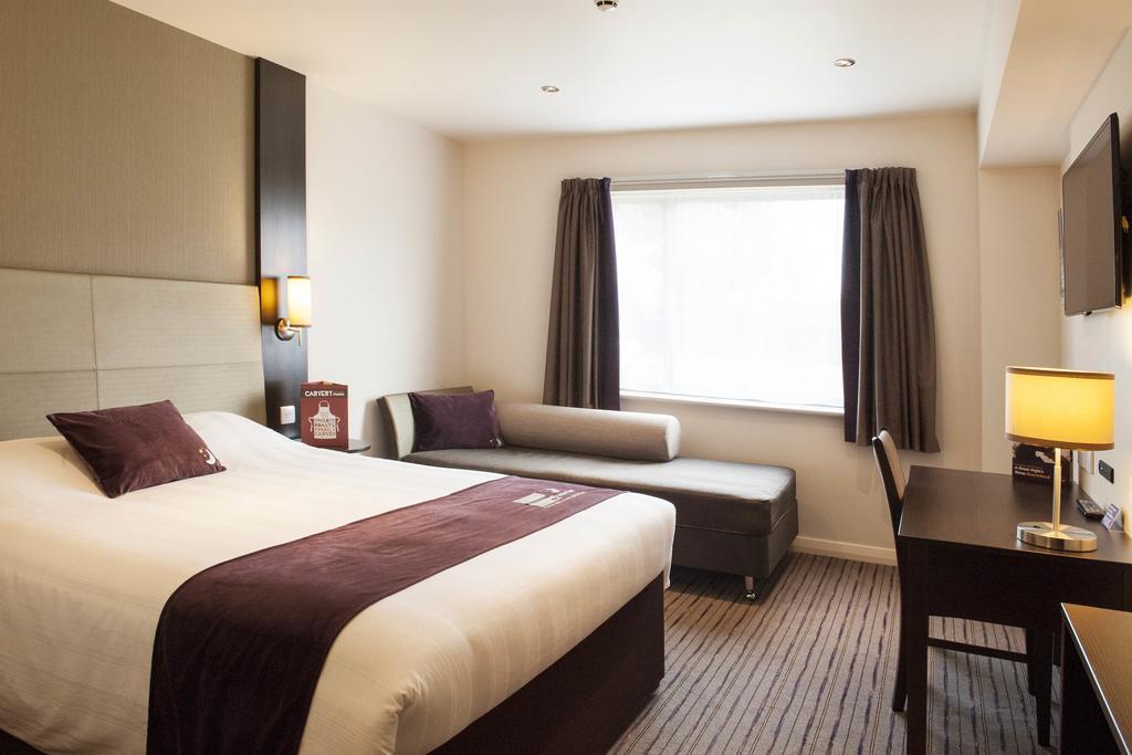 Premier Inn Edinburgh A1 - Newcraighall Ngoại thất bức ảnh