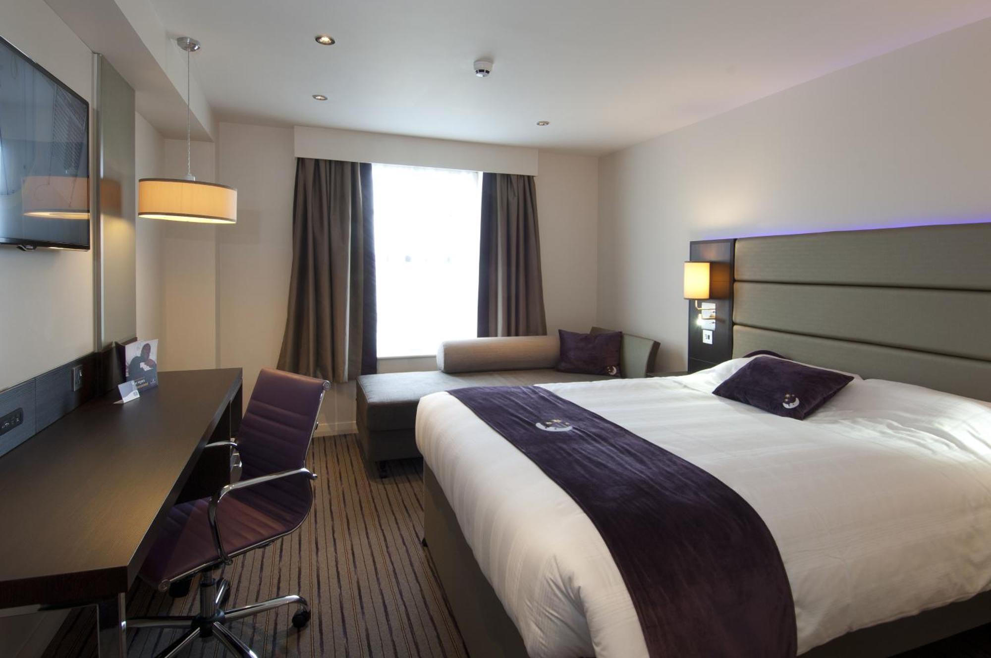 Premier Inn Edinburgh A1 - Newcraighall Ngoại thất bức ảnh